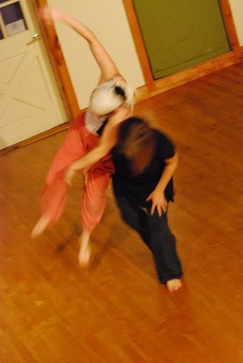 Danse Contact Improvisation, par John Barrett